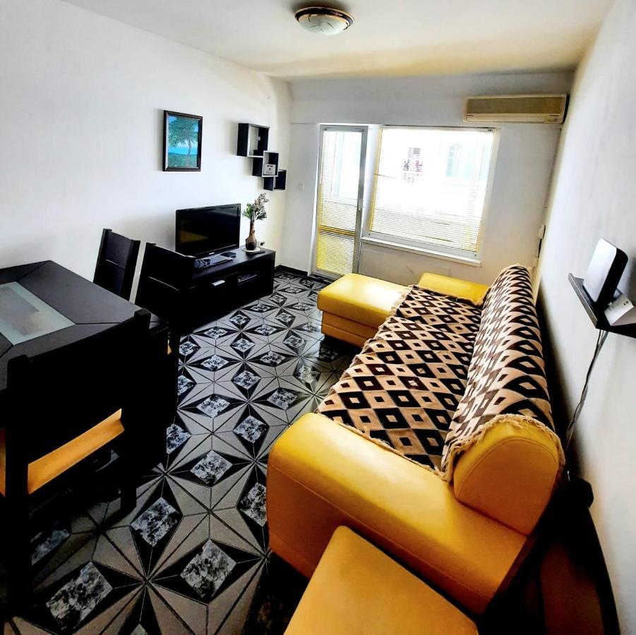 Apartment Міа ヴァルナ エクステリア 写真